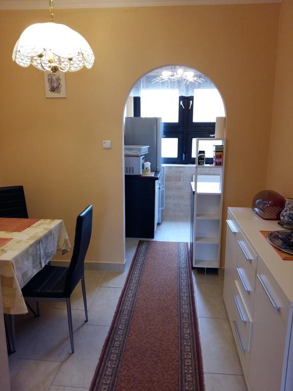City Centre Apartment ジュール エクステリア 写真
